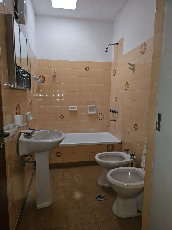 ALQUILER PLANTA ALTA 