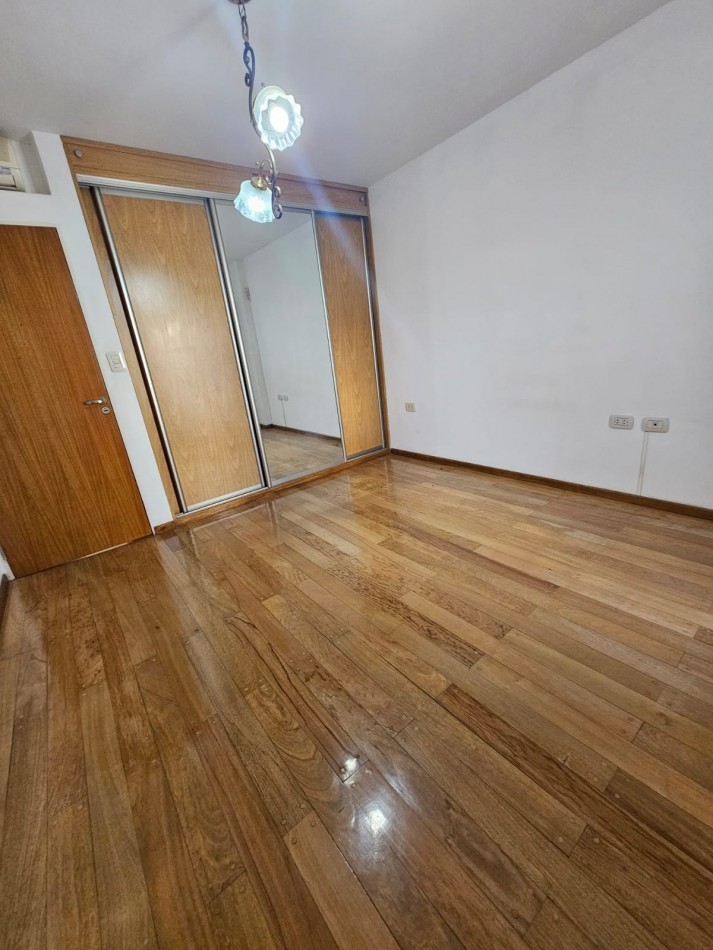 CERVANTES Y SGO. DEL ESTERO. ALQUILER EXCELENTE DEPARTAMENTO 2 DORMITORIOS CON COCHERA. 